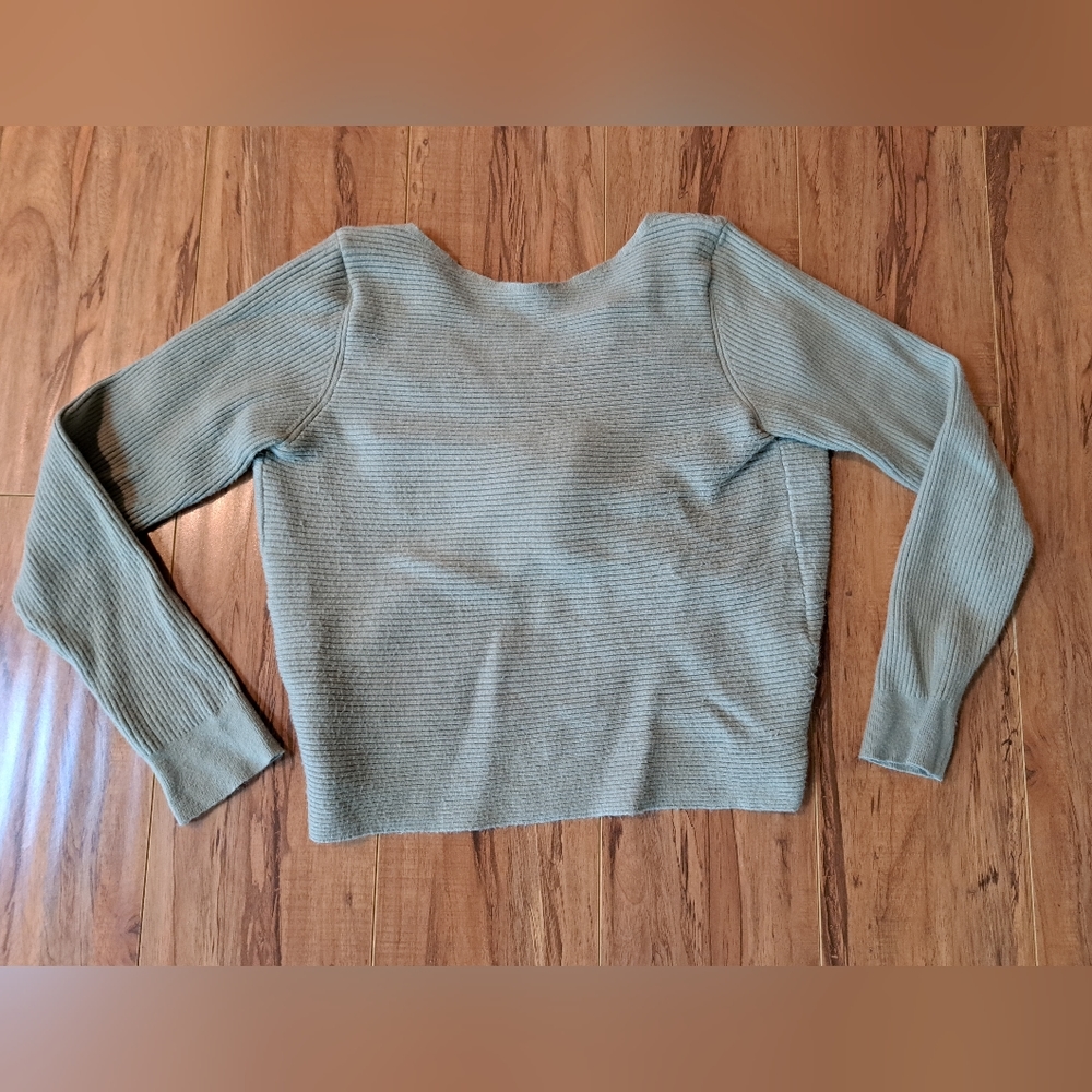 MANGO sweater, size M, light green